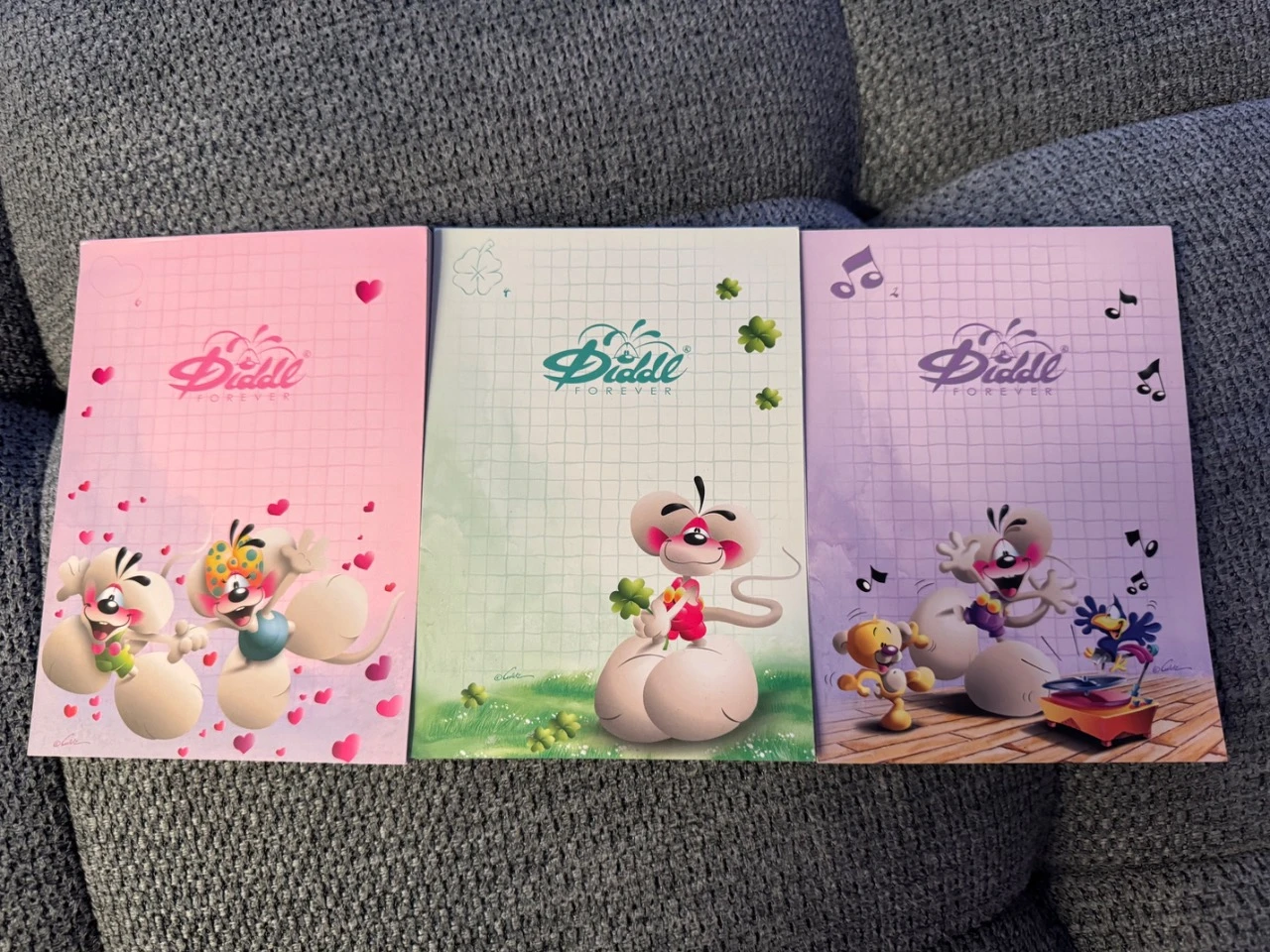 Lot de 3 feuilles Forever - Très Rare 🌸